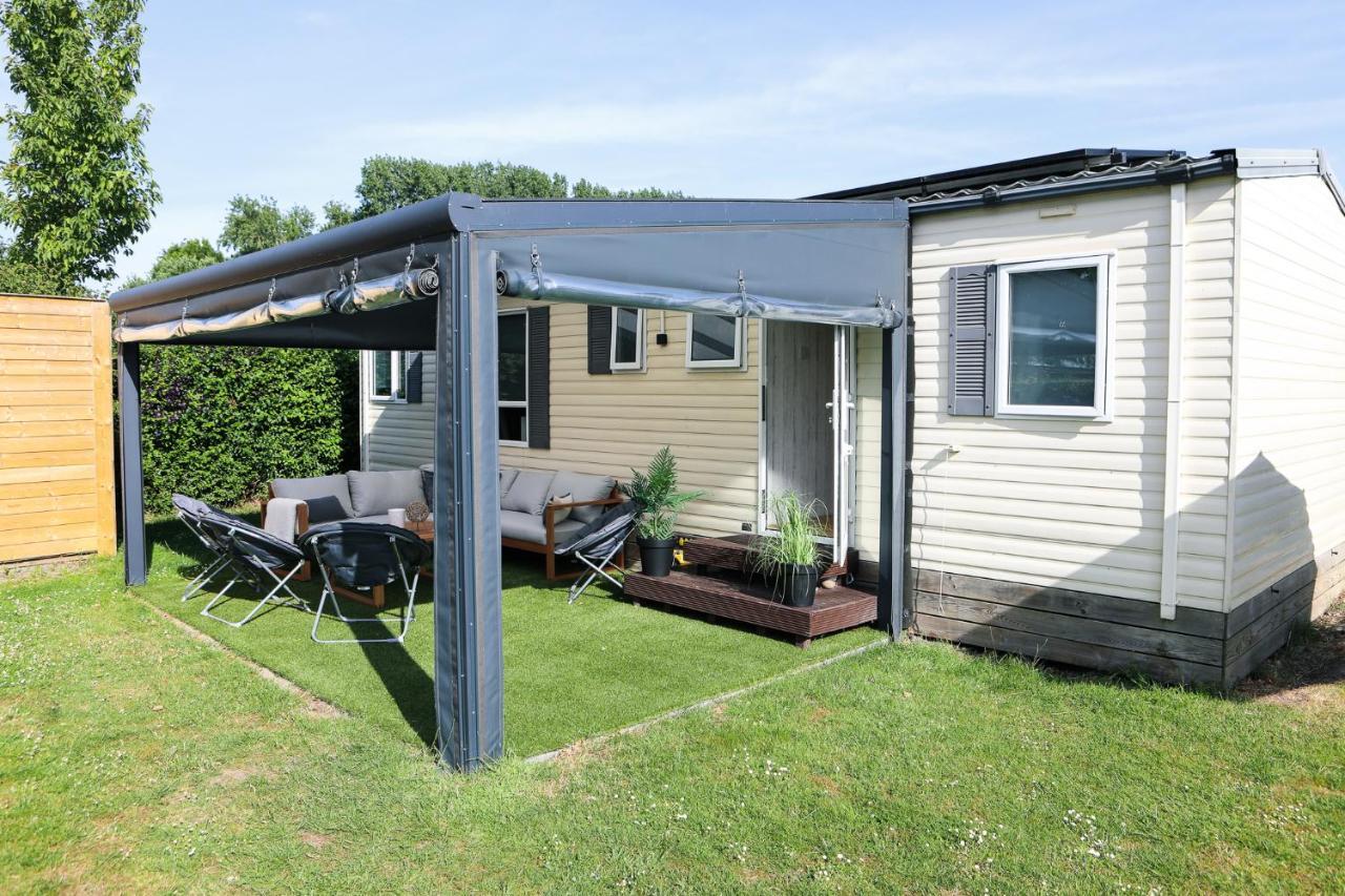 Chalet Op 5* Camping De Paardekreek コルトゲーネ エクステリア 写真