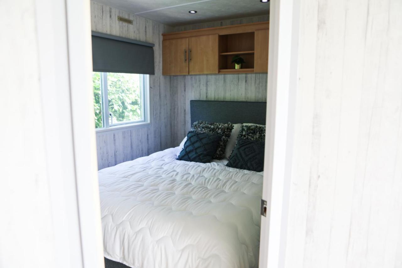 Chalet Op 5* Camping De Paardekreek コルトゲーネ エクステリア 写真