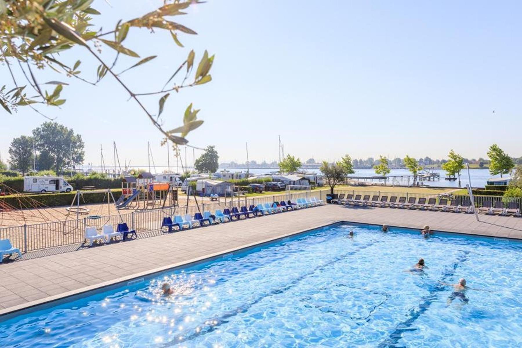 Chalet Op 5* Camping De Paardekreek コルトゲーネ エクステリア 写真
